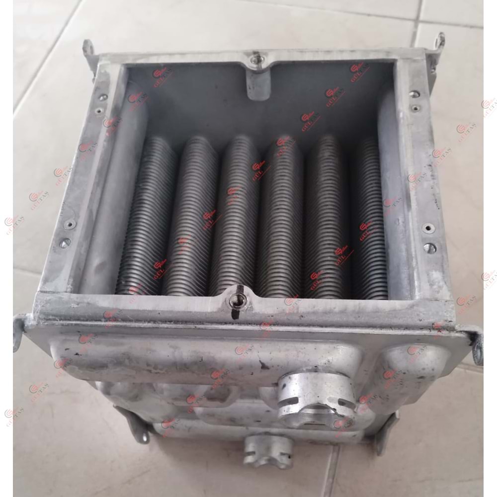 ARİSTON KARE EŞANJÖR VALMEX (CİHAZ SÖKME)